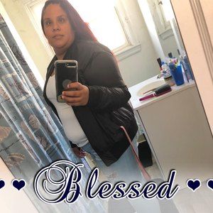 Meet your Posher, Jessica